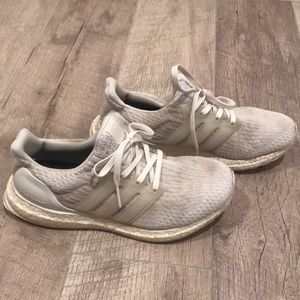 Size 8 Adidas UltraBoost Running Shoes
